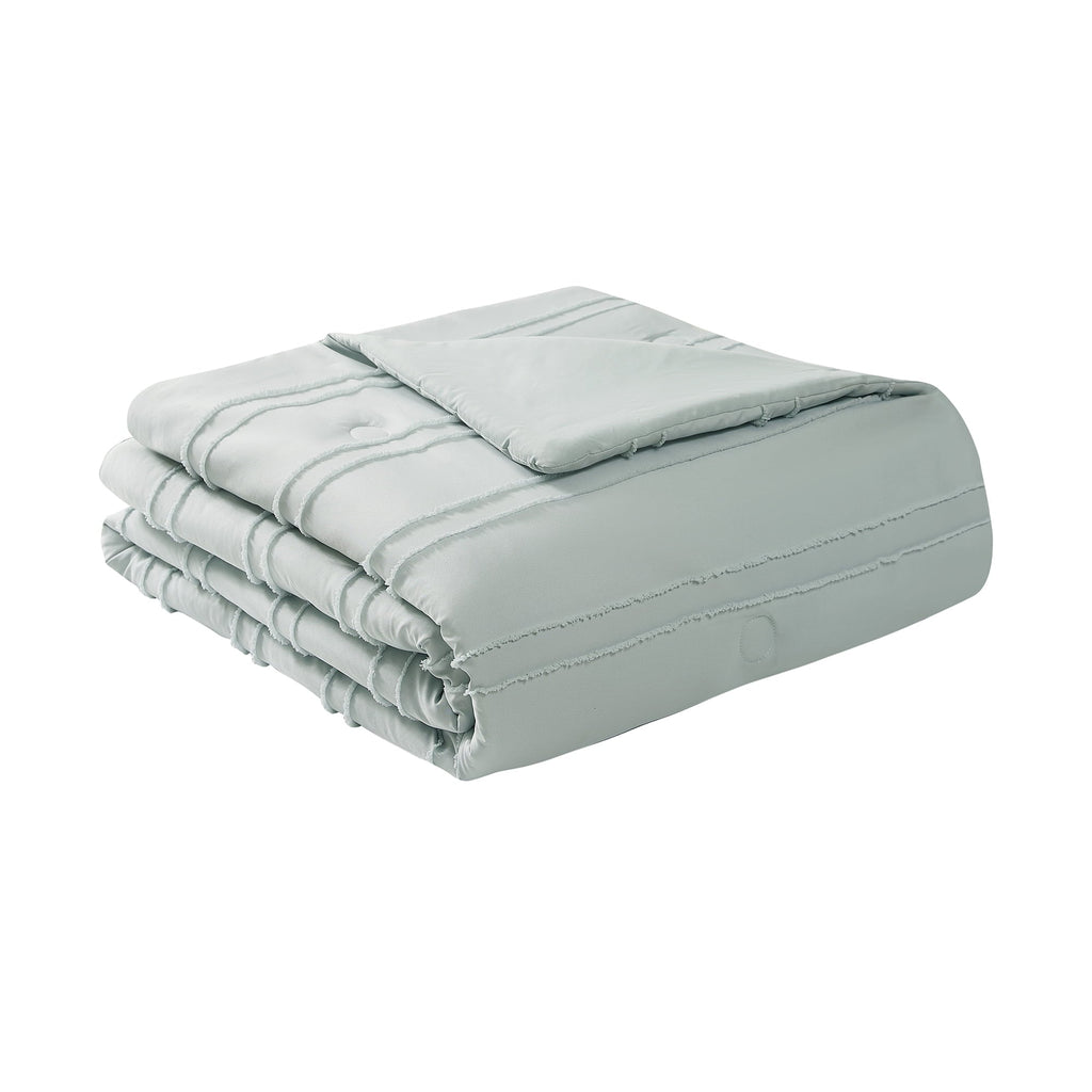 Luxurious Quilted Mint 10 Piece Bed in a Bag Comforter Set with Sheets, Queen - All-Season Down Alternative Comforter Insert Detail