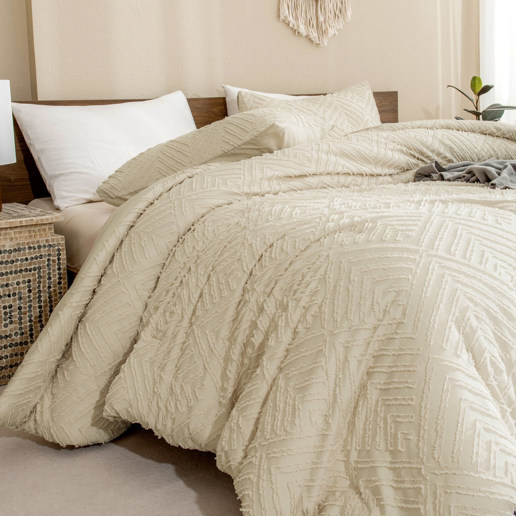Hypoallergenic Cloud King Size Comforter Sets Beige - 3 Pieces Cream Boho Bedding Comforter Set for King Bed - Soft Fluffy Tufted Textured... - All-Season Down Alternative Comforter Insert Detail