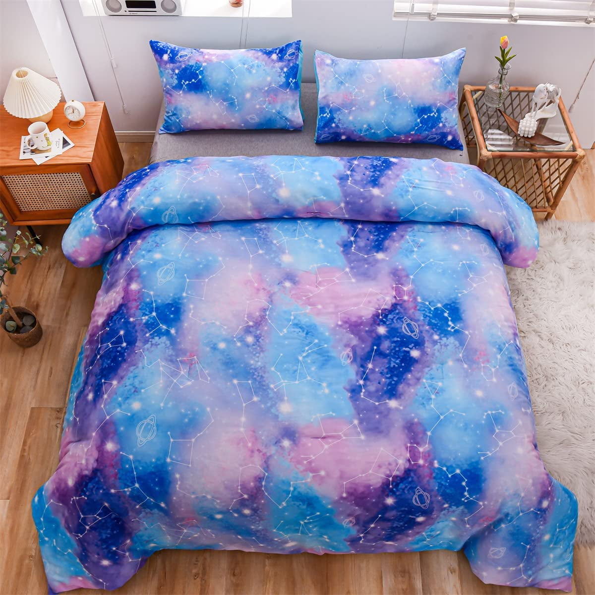 Luxurious Quilted Tie Dye Constellation Ombre Comforter Set Twin Gradient Galaxy Bedding Set Blue Purple - All-Season Down Alternative Comforter Insert Detail