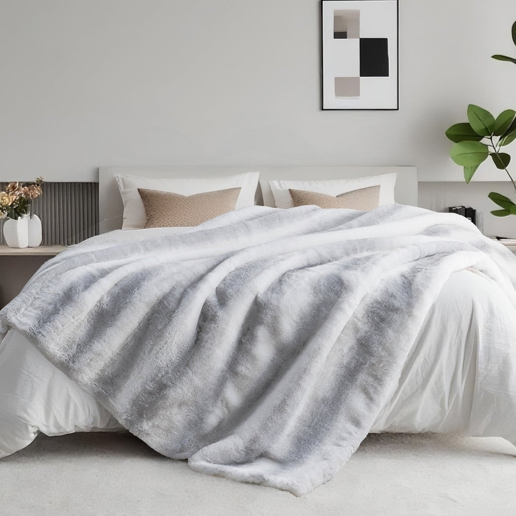 Super Soft Flannel Luxury Faux Fur Throw Blanket for Bed Super Thick Warm Fuzzy Blankets for Bedroom Living Room, 60" x 80", White - Cozy Fleece Throw Blanket for Couch & Bed Detail