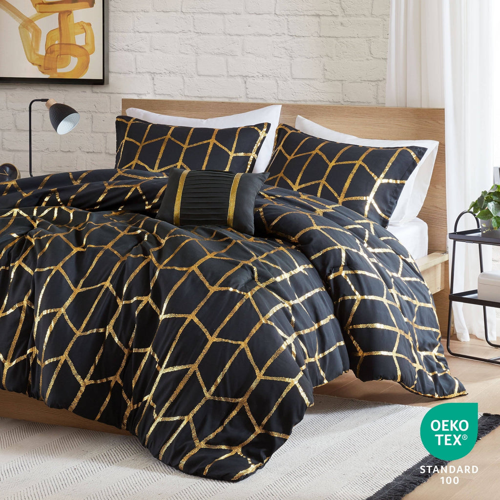 All-Season Full/Queen Size Comforter Set, 4-Piece Bedding Set for All Seasons, Geometric Metallic Comforter Bed Set with Decor P... - Cloud-Like Soft Lightweight Bed Comforter Detail