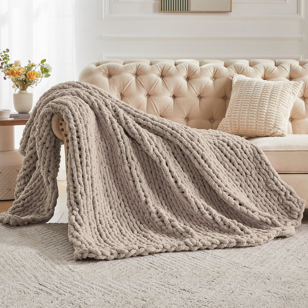 Super Soft Flannel Chunky Knit Throw Blanket Handmade Soft Throws for Couch Sofa Bed, 50" x 60" Taupe - Lightweight Plush Warm Blanket for All Seasons Detail