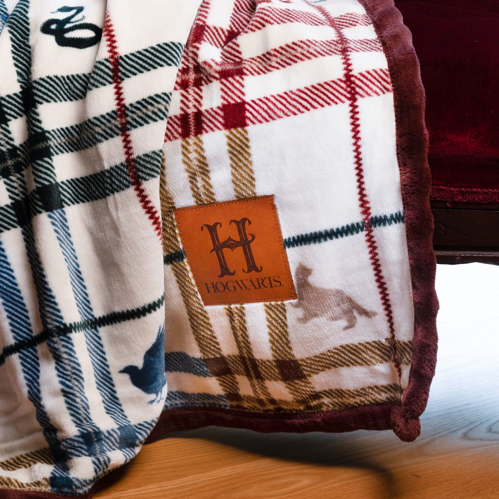 Lightweight Warm Academic Plaid Tartan Crest with Faux Leather Patch and Milky Mink Reverse Throw, 60x70 inches - Super Soft Reversible Sherpa Flannel Blanket Detail