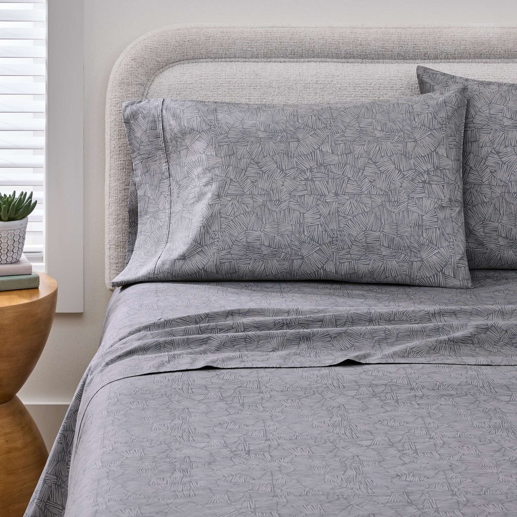 Breathable Luxury 300 Thread Count 3-Piece Cotton Percale Ziggy Geo Print Grey Flannel Bed Sheet Set, Twin - Premium Ultra-Soft Pillowcase Pair for Sleeping Detail