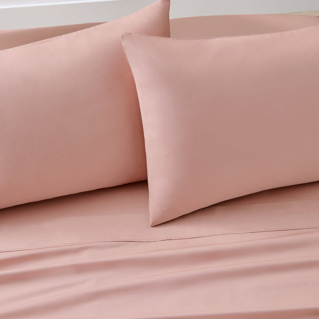 Breathable Luxury 300 Thread Count Cotton Percale 3-Piece Antique Blush Bed Sheet Set, Twin - Breathable Egyptian Cotton Flat & Fitted Sheets Detail