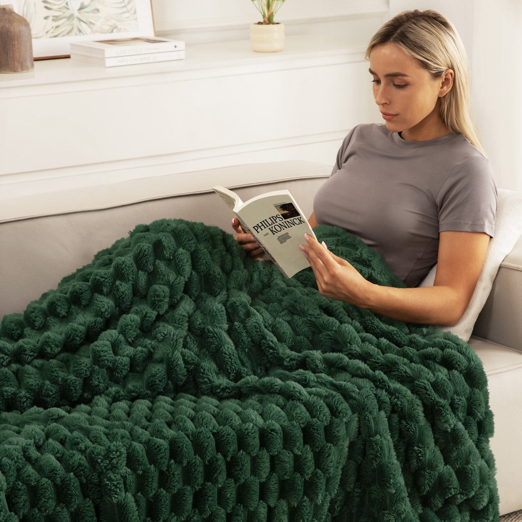 Cozy Fleece 50"x60" Throw Blanket for Couch with Expanded 3D-Jacquard Pattern, Fuzzy Soft Cozy Exquisite Blankets or All Season, ... - Luxury Knitted Decorative Throw Blanket with Fringes Detail