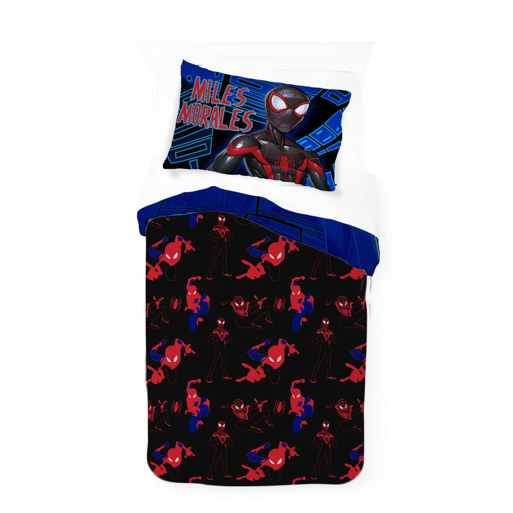Hypoallergenic Cloud Spiderman Techno City Kids 2 Piece Blue Reversible Comforter and Pillowcase Set, Twin/Full - All-Season Down Alternative Comforter Insert Detail
