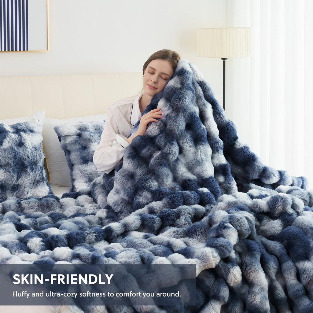 Reversible Sherpa Faux Fur Throw Blanket for Couch Luxury Fluffy Thick Bubble Blanket Warm Cozy Throw for Bedroom Living Room, 50" x 60... - Lightweight Plush Warm Blanket for All Seasons Detail