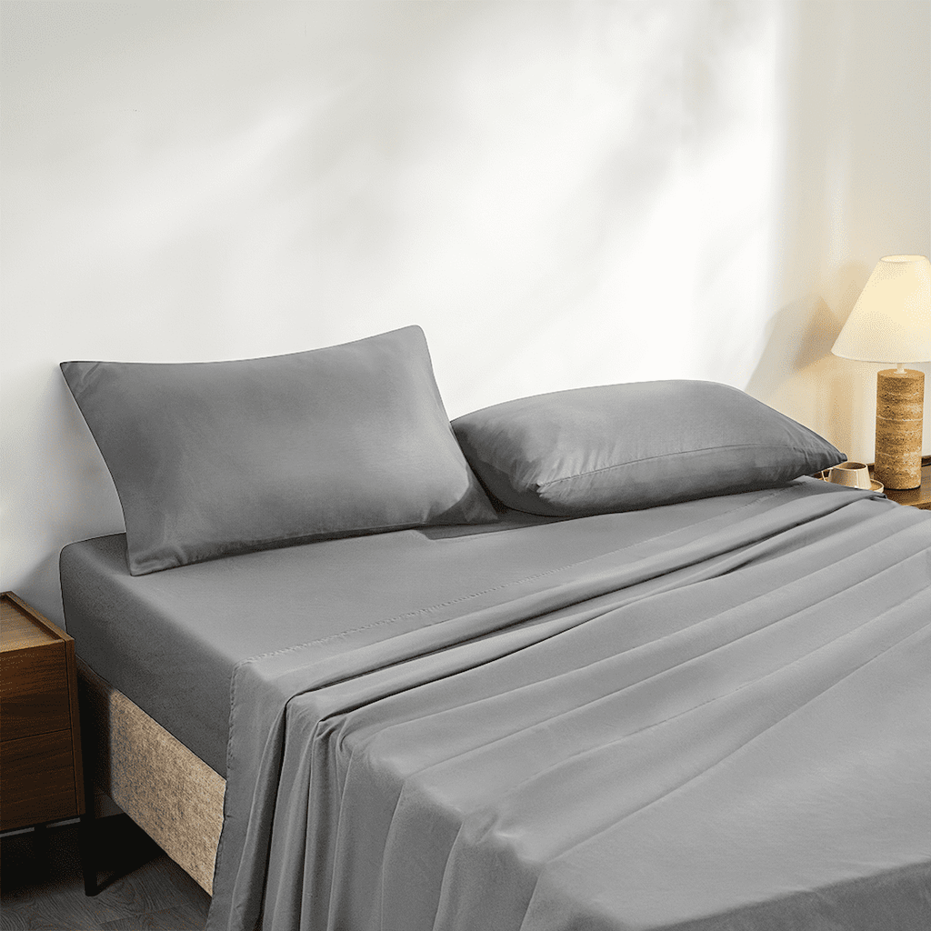 Wrinkle-Resistant Full Size Bed Sheets, 4 Piece Sheets 14” Deep Pocket Sheet & Pillowcase Sets Soft Microfiber Luxury Bedding Fitted Sh... - Premium Ultra-Soft Pillowcase Pair for Sleeping Detail
