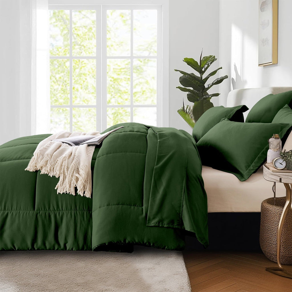 Heavyweight Warmth Queen Comforter Set Forest Green Bed in a Bag Queen Size 7 Pieces Soft Bed Set Lightweight Microfiber Green Bedding C... - Luxurious Quilted Duvet Cover Set Detail
