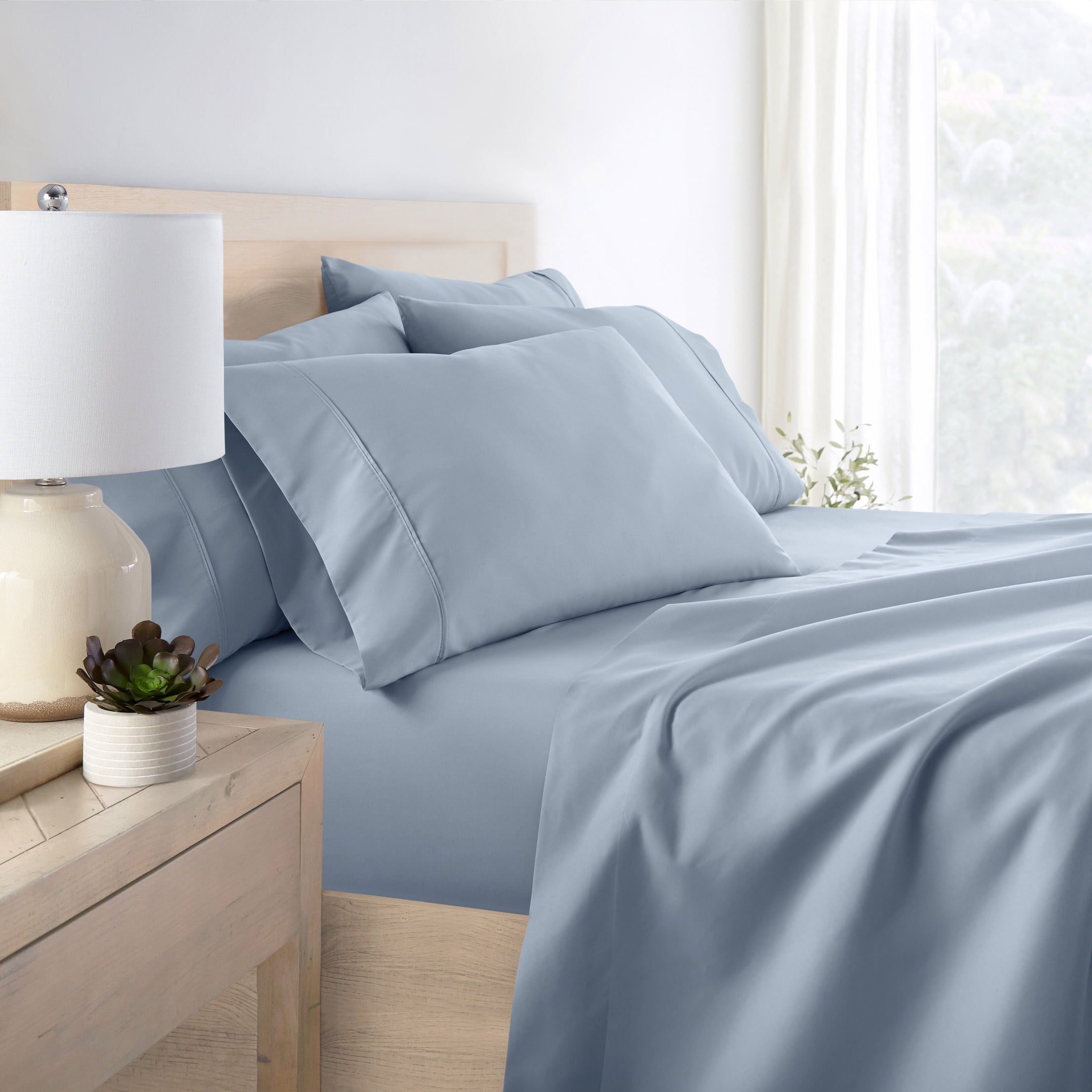 Breathable Luxury Queen, Light Blue Solid Microfiber 6 Piece Bed Sheet Set - Breathable Egyptian Cotton Flat & Fitted Sheets Detail