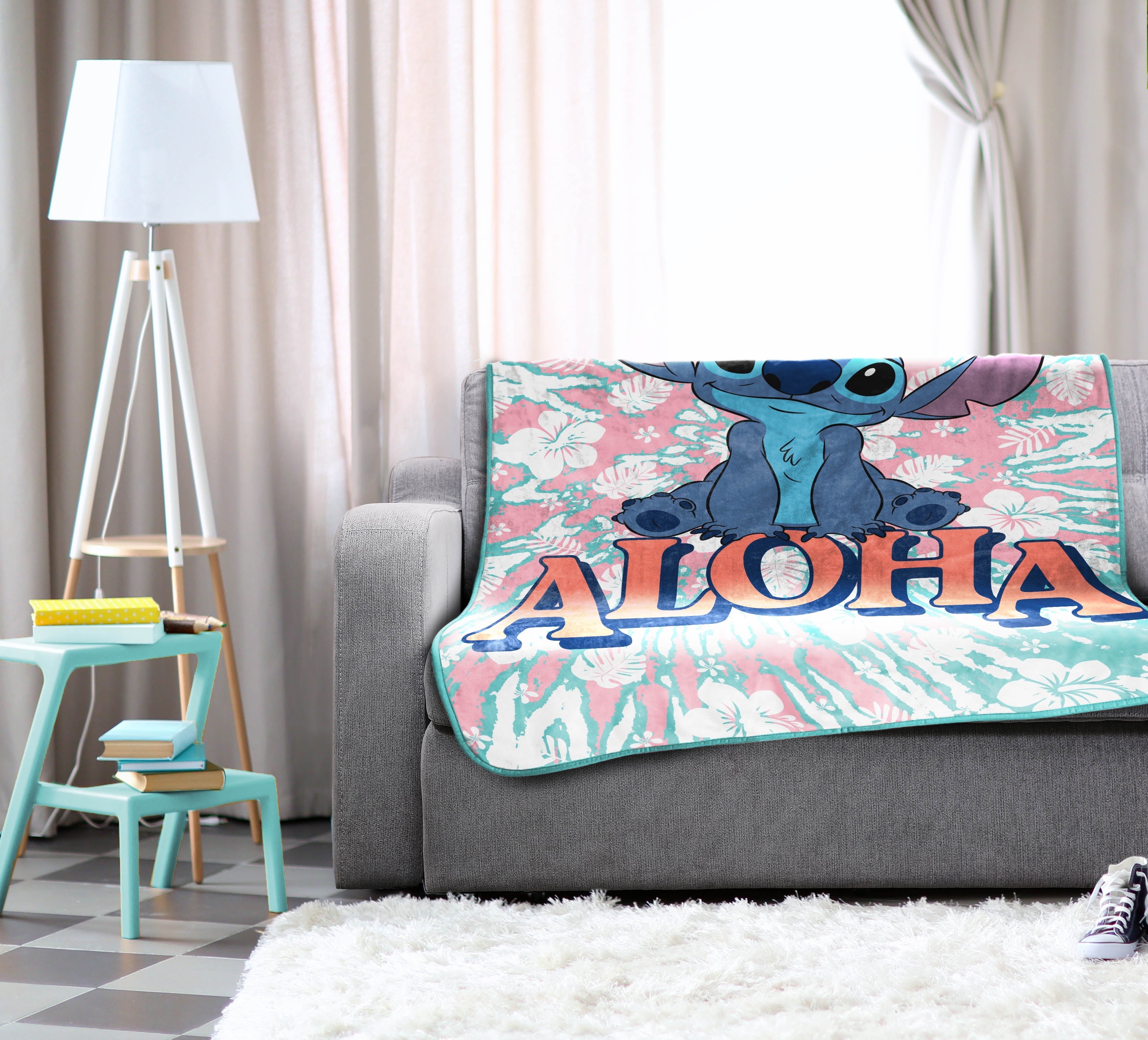 Reversible Sherpa Lilo and Stitch Kids Throw Blanket, 46 x 60, Microfiber, Blue, Disney - Lightweight Plush Warm Blanket for All Seasons Detail
