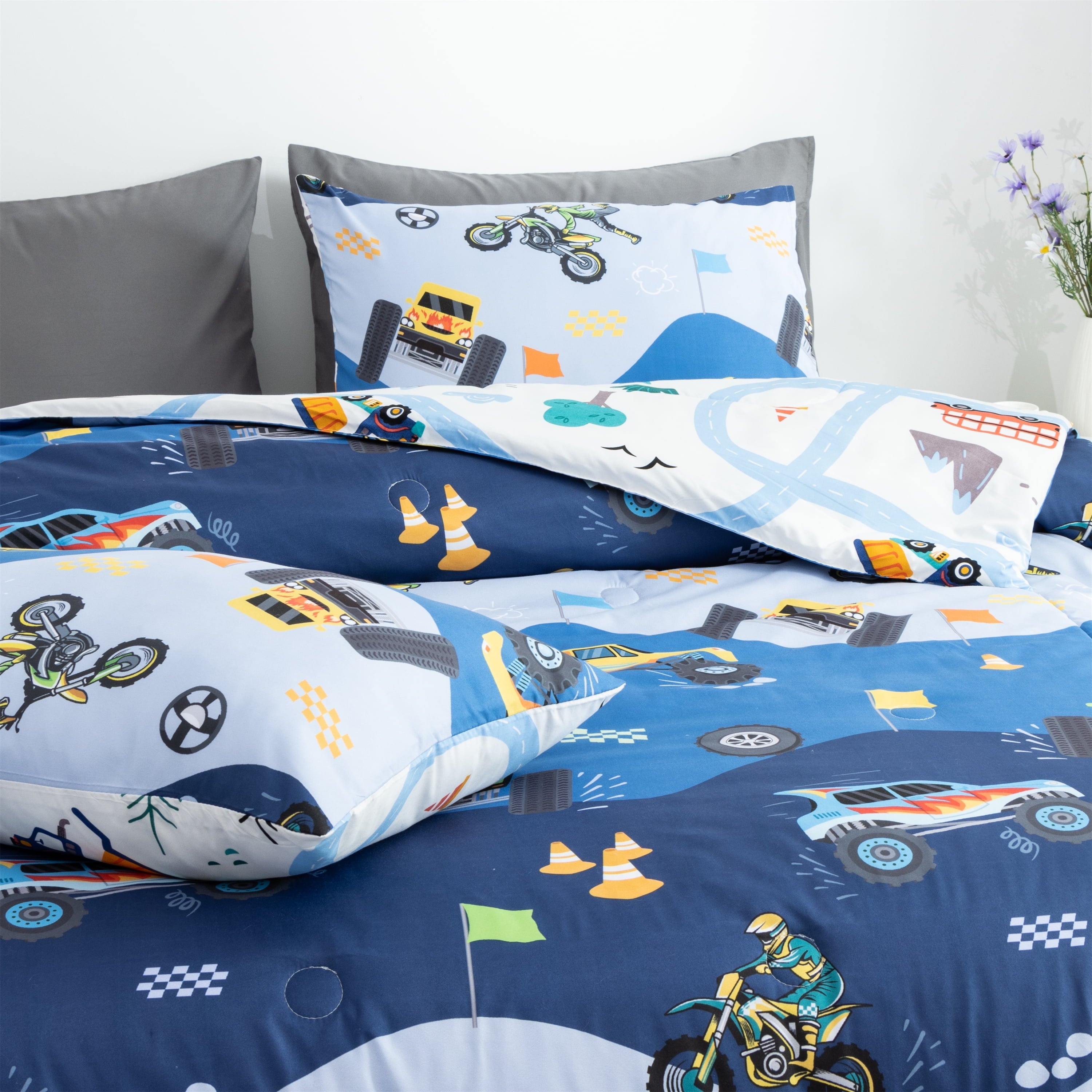 All-Season 3Pcs Reversible Construction Truck Twin Comforter Set for Boys Kids Excavator Vehicle Motorcycle Bedding Set Blue - Hypoallergenic Ultra-Fluffy Quilt for Winter Detail