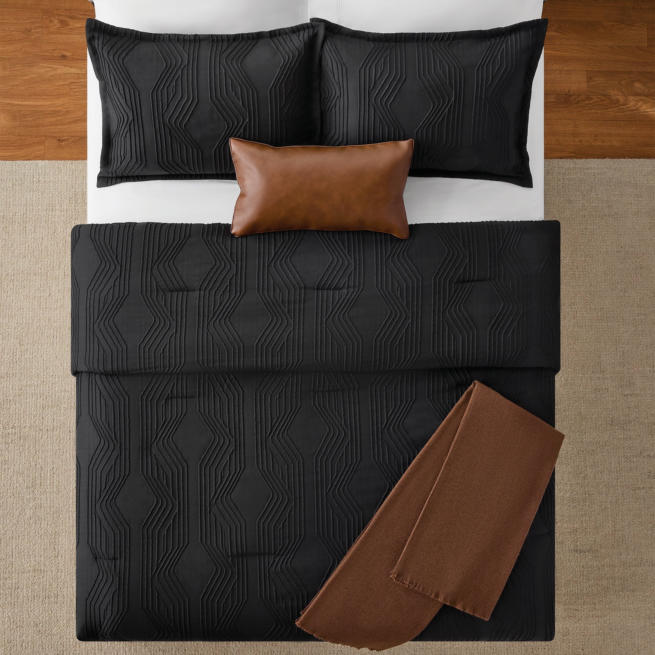 Luxurious Quilted Full/Queen Comforter Set, All-Season, 5-Piece, Black Jacquard Geo - Hypoallergenic Ultra-Fluffy Quilt for Winter Detail
