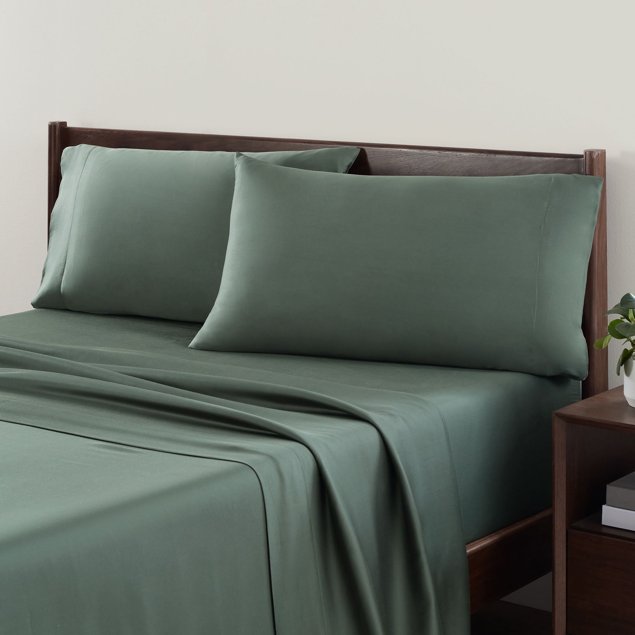 Premium Egyptian Cotton 4-Piece & Silky Serenity 100% Bed Sheets Set, Flagstone, Queen - Luxury Bed Sheet Set with Deep Pockets Detail