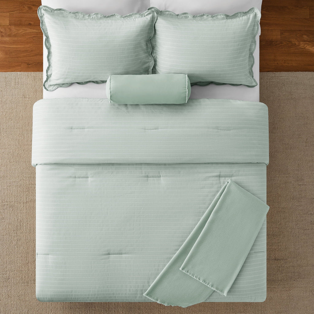 Hypoallergenic Cloud Full/Queen Comforter Set, All-Season, 5-Piece, Sage Pick Stitch Scallop - Luxurious Quilted Duvet Cover Set Detail