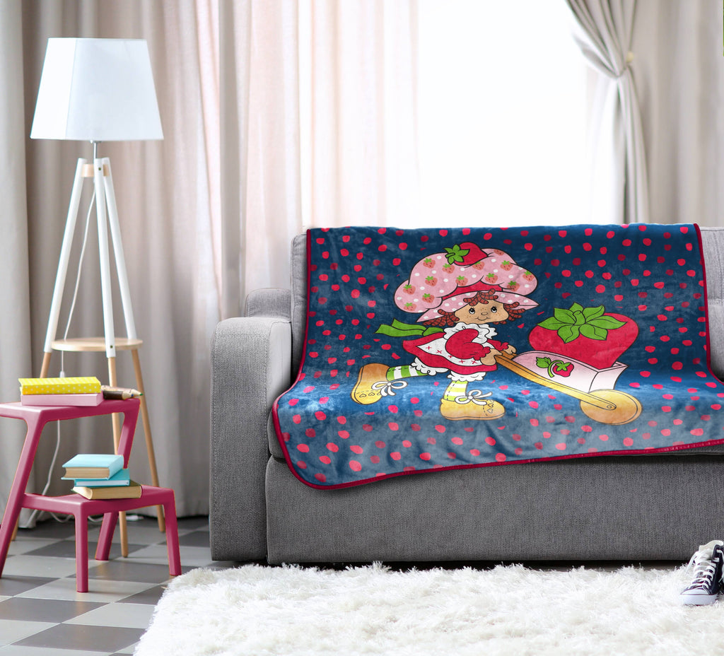 Super Soft Flannel Strawberry Shortcake Berry Meadows 46" x 60" Coral Fleece Throw Blanket, Kids, Polyester, Navy - Luxury Knitted Decorative Throw Blanket with Fringes Detail