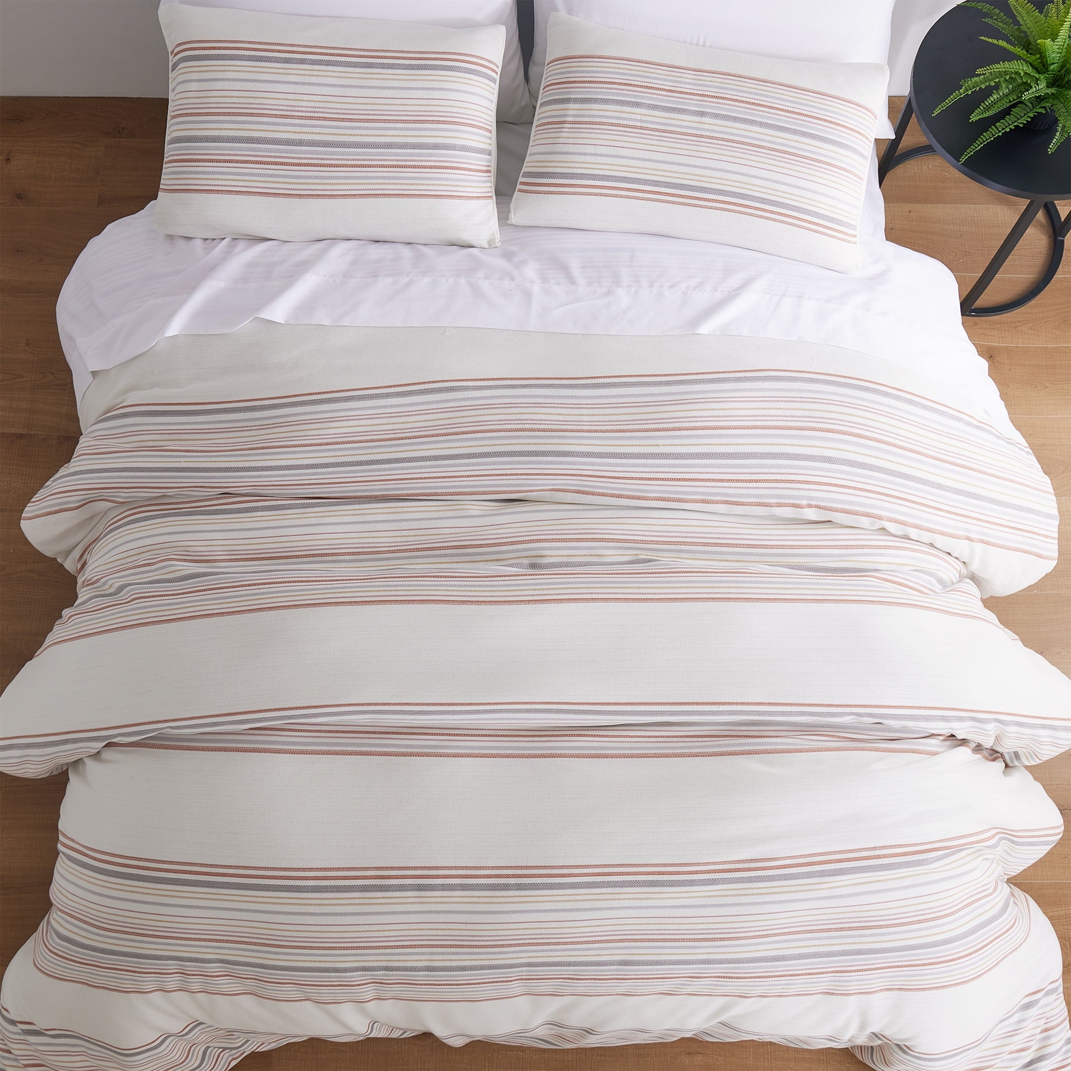 Hypoallergenic Cloud 3-Piece Red Yarn Dye Stripe Comforter Set, Full/Queen - Hypoallergenic Ultra-Fluffy Quilt for Winter Detail