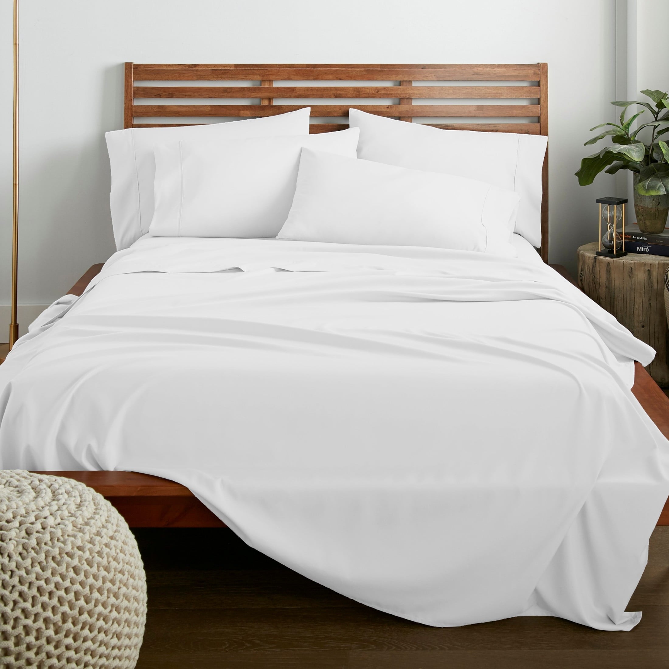 Ultra-Soft Queen Size 6 Piece Bed Sheet Set White - Ultra Soft Microfiber Deep Pocket Wrinkle Free - Cooling Hotel Quality Bedding Sheets and Pillowcases Detail