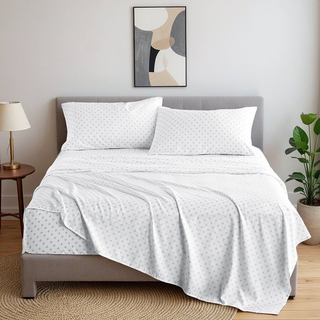 Heavyweight Warmth Queen Size Comforter Set, 7-Piece Reversible Bed in a Bag with Sheets, Navy - All-Season Down Alternative Comforter Insert Detail