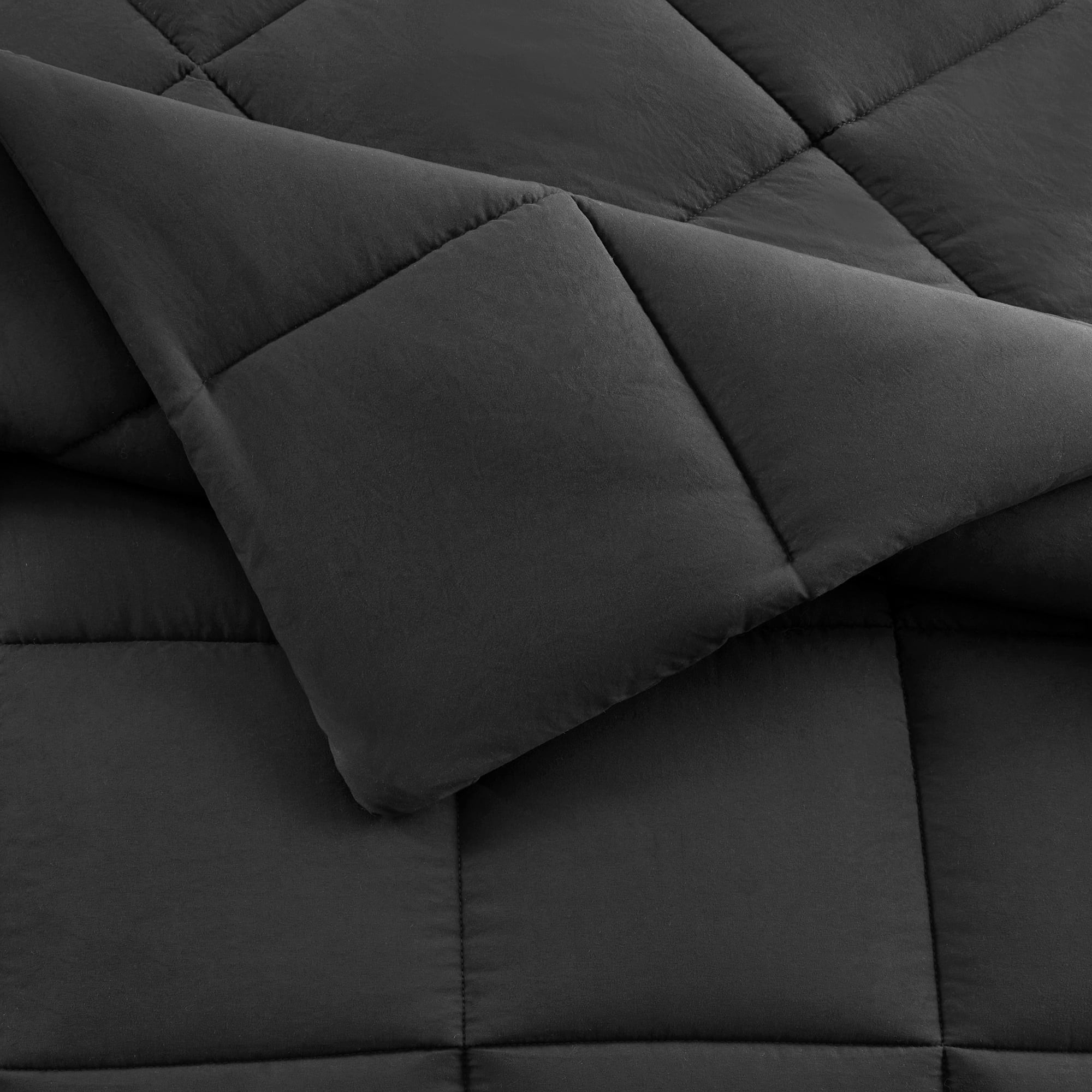 Luxurious Quilted All in One Down Alt Reversible Comforter and Sheet set- 5 Piece, Twin, Black - Cloud-Like Soft Lightweight Bed Comforter Detail