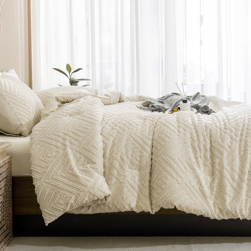 Hypoallergenic Cloud King Size Comforter Sets Beige - 3 Pieces Cream Boho Bedding Comforter Set for King Bed - Soft Fluffy Tufted Textured... - All-Season Down Alternative Comforter Insert Detail