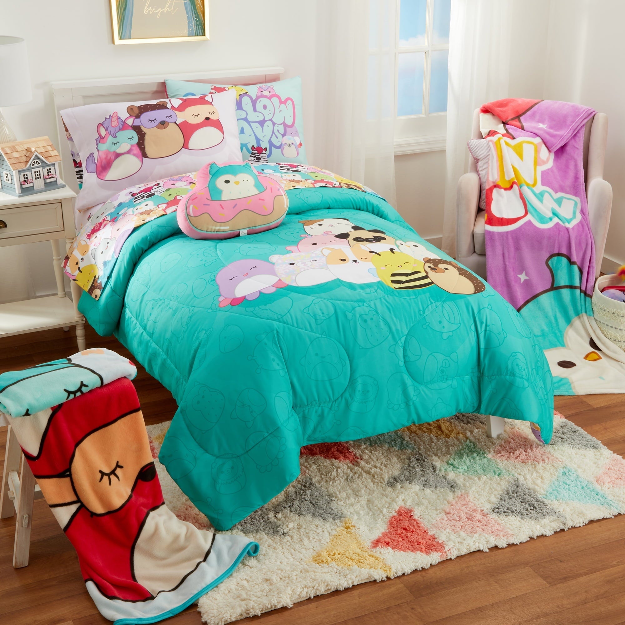 Fluffy Down Alternative Squishmallows Kids 2 Piece Teal Blue Reversible Comforter and Pillowcase set, Twin/full - Hypoallergenic Ultra-Fluffy Quilt for Winter Detail