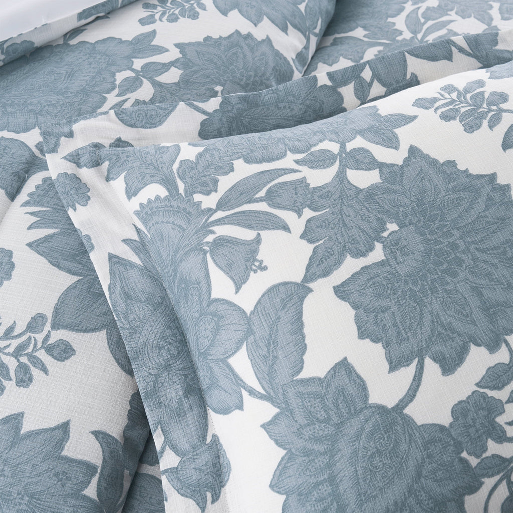 Hypoallergenic Cloud Veronica 3-Piece Blue Floral Cotton Slub Comforter Set, King - All-Season Down Alternative Comforter Insert Detail