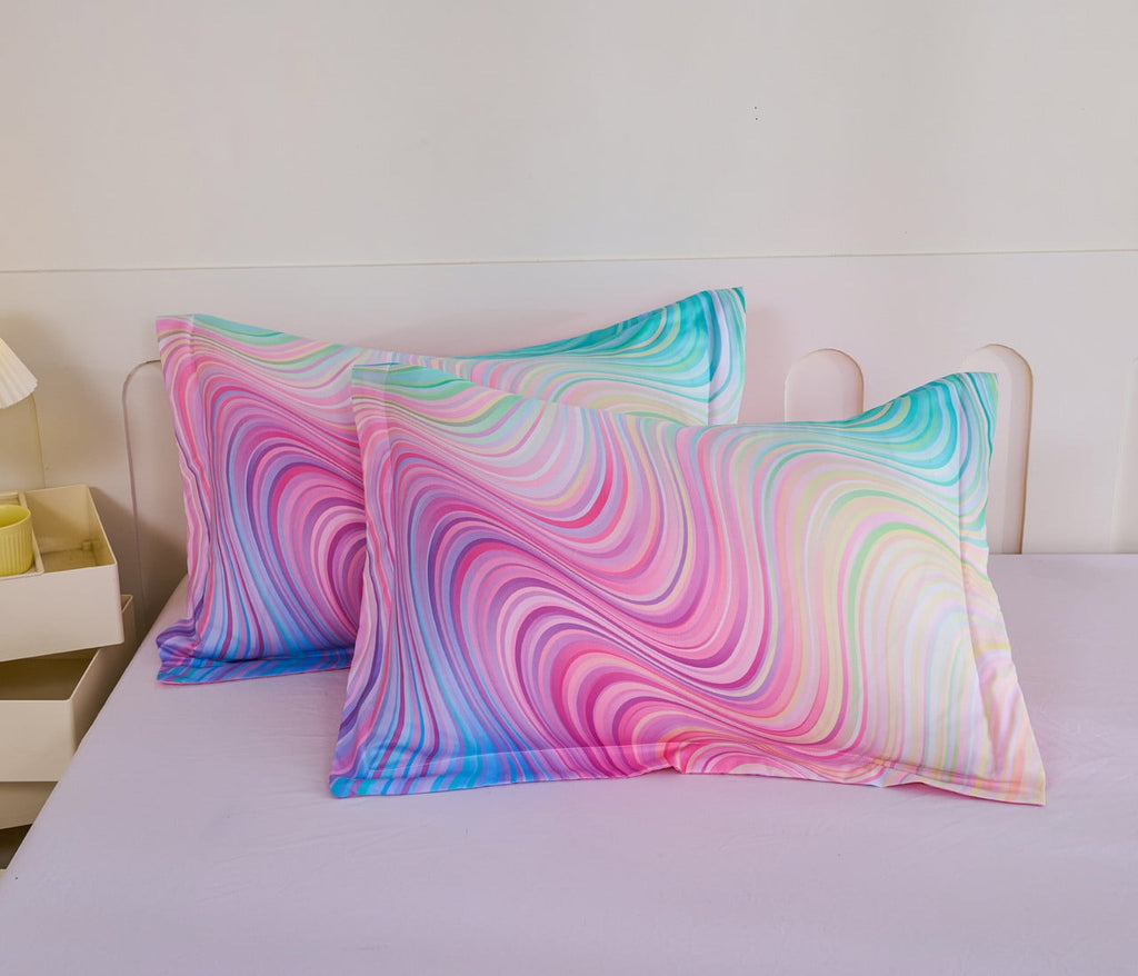 Hypoallergenic Cloud 3-Piece Abstract Tie Dye Comforter Set, Blue Pink Purple, Kids Bedding Set for Girls Full/Queen Size - Luxurious Quilted Duvet Cover Set Detail