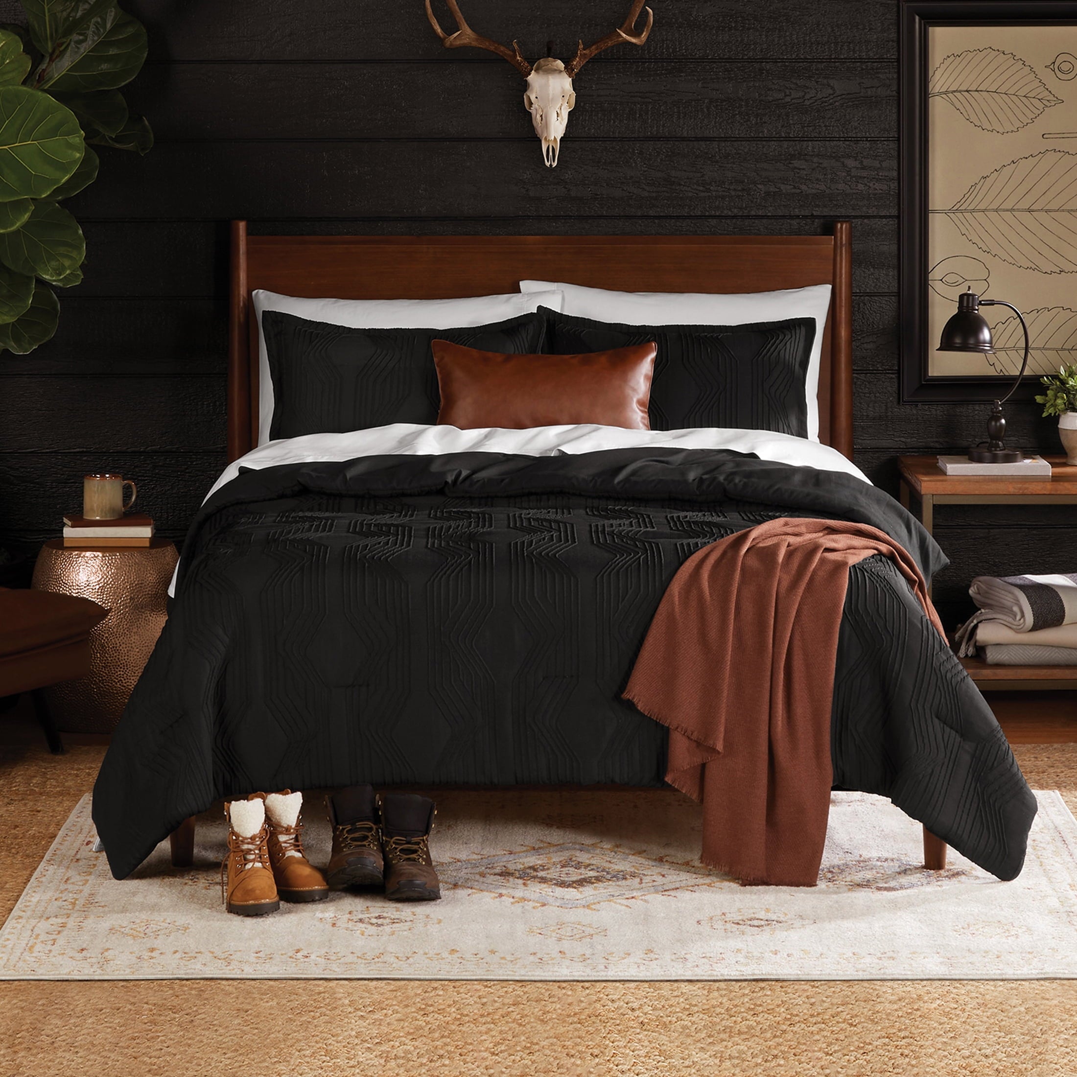 Luxurious Quilted Full/Queen Comforter Set, All-Season, 5-Piece, Black Jacquard Geo - Hypoallergenic Ultra-Fluffy Quilt for Winter - Default Title