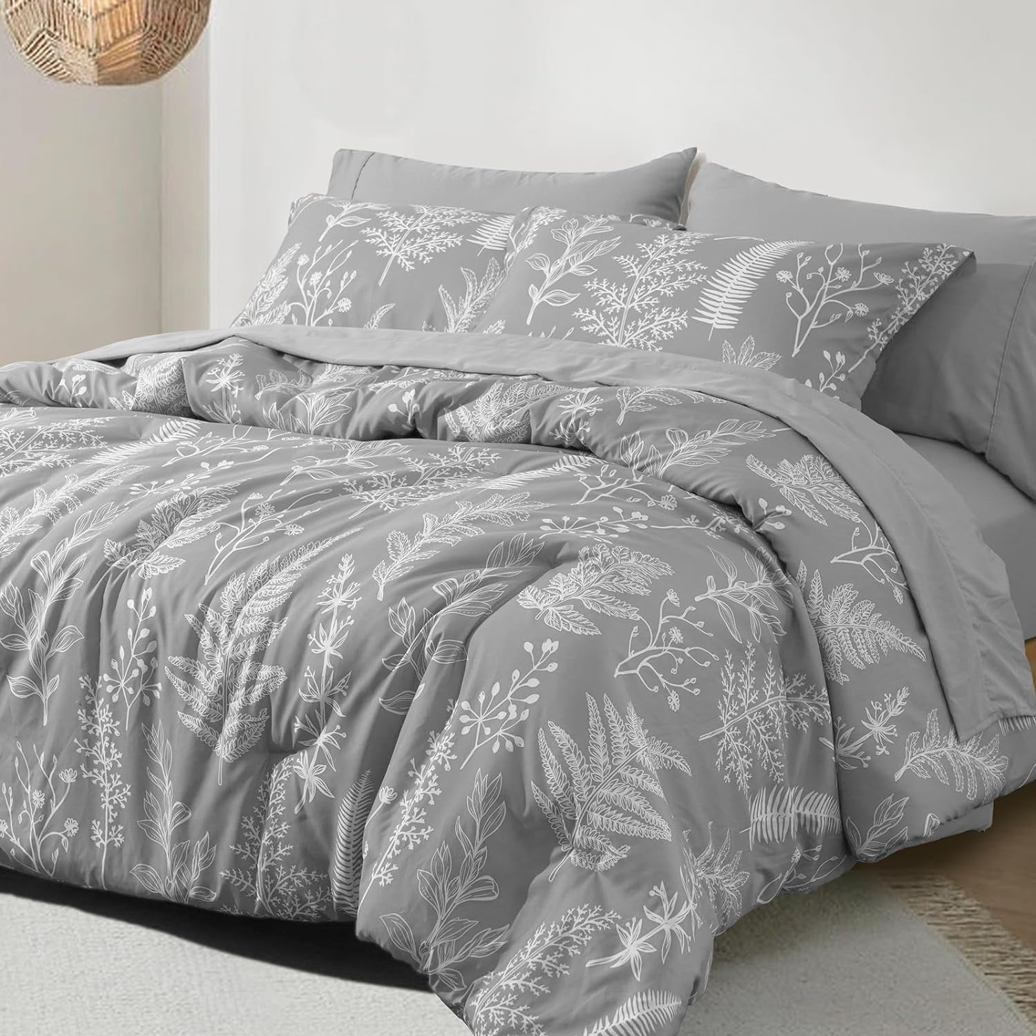 Fluffy Down Alternative 7 Pieces Printed King Comforter Set, Lightweight Reversible Botanical Bedding Set Include Comforter, Pillow Shams, Fl... - Hypoallergenic Ultra-Fluffy Quilt for Winter - Default Title
