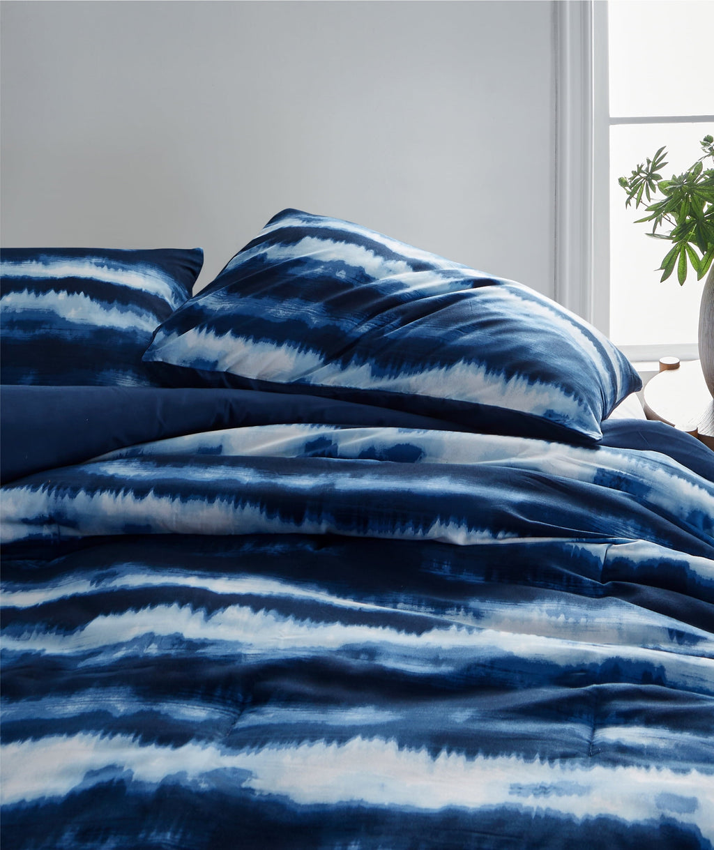 Fluffy Down Alternative Tie Dye Navy 3 Piece Comforter Set, Full - Cloud-Like Soft Lightweight Bed Comforter - Default Title