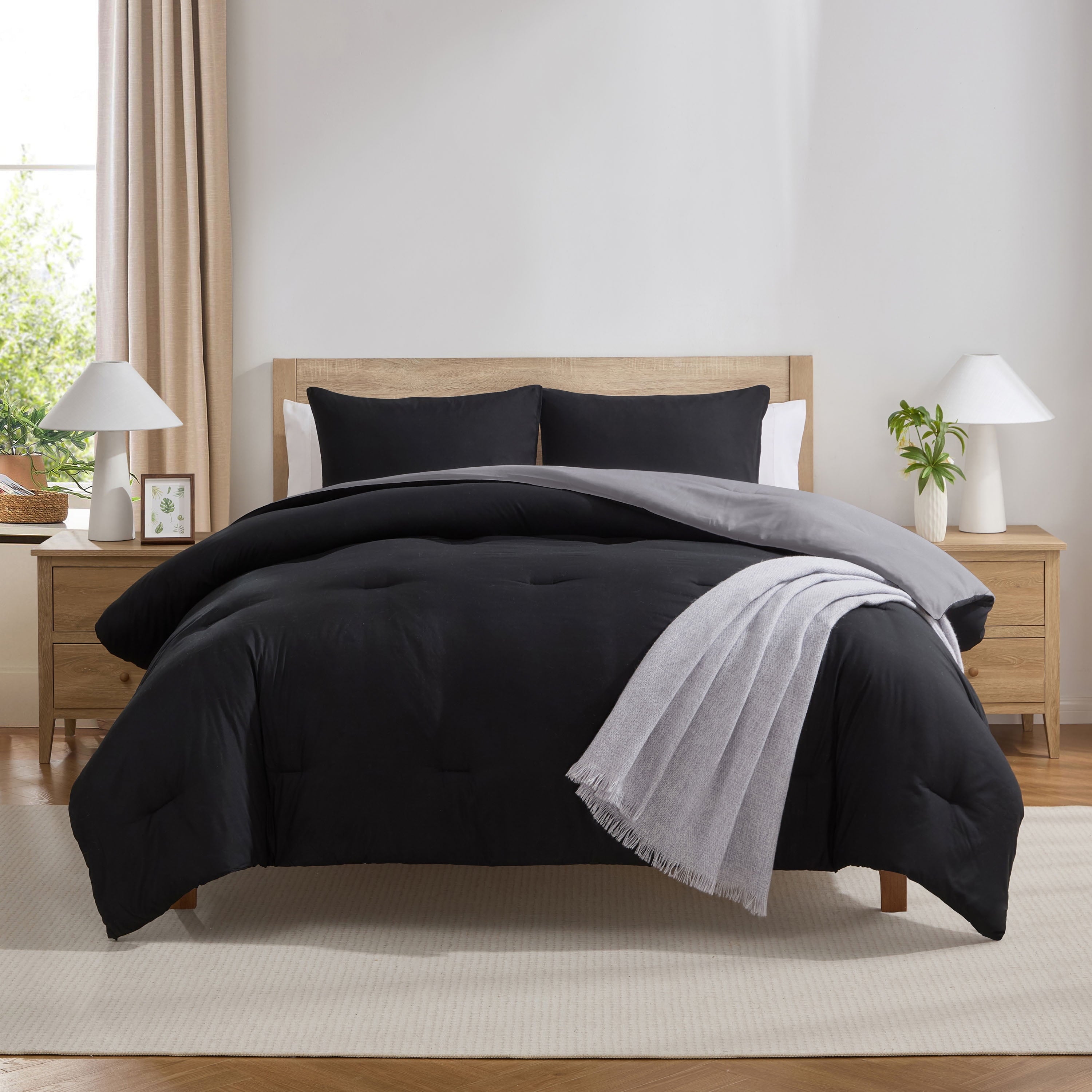 Luxurious Quilted Comforter Sets, All Season Lightweight Reversible Queen Comforter Set, 3-Pc Bedding Sets, Black/Charcoal gray - Cloud-Like Soft Lightweight Bed Comforter - Default Title