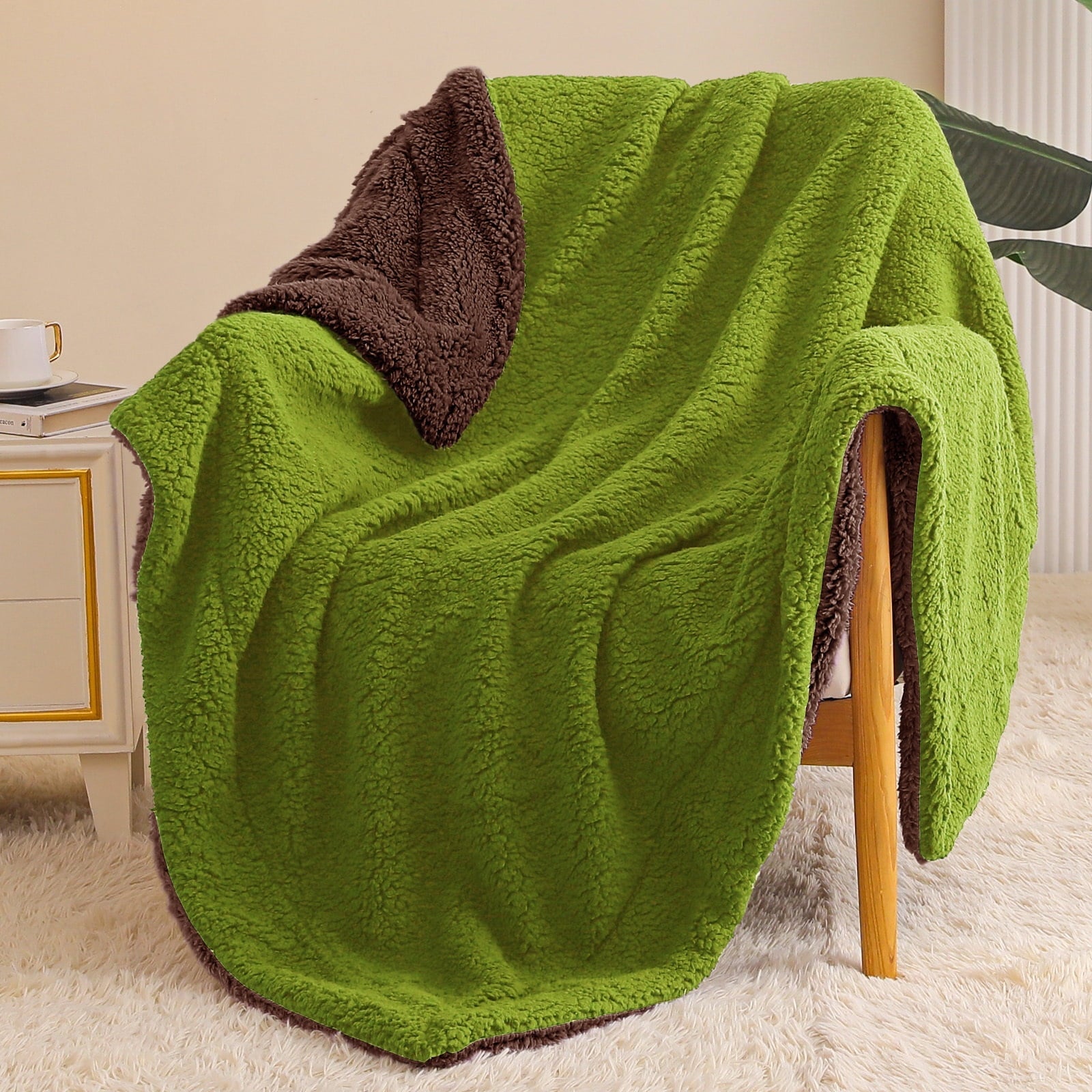 Super Soft Flannel Reversible Sherpa Fleece Throw Blanket for Couch, Soft Plush Blanket for Bed Sofa, Warm Fluffy Blankets for All Seaso... - Lightweight Plush Warm Blanket for All Seasons Detail