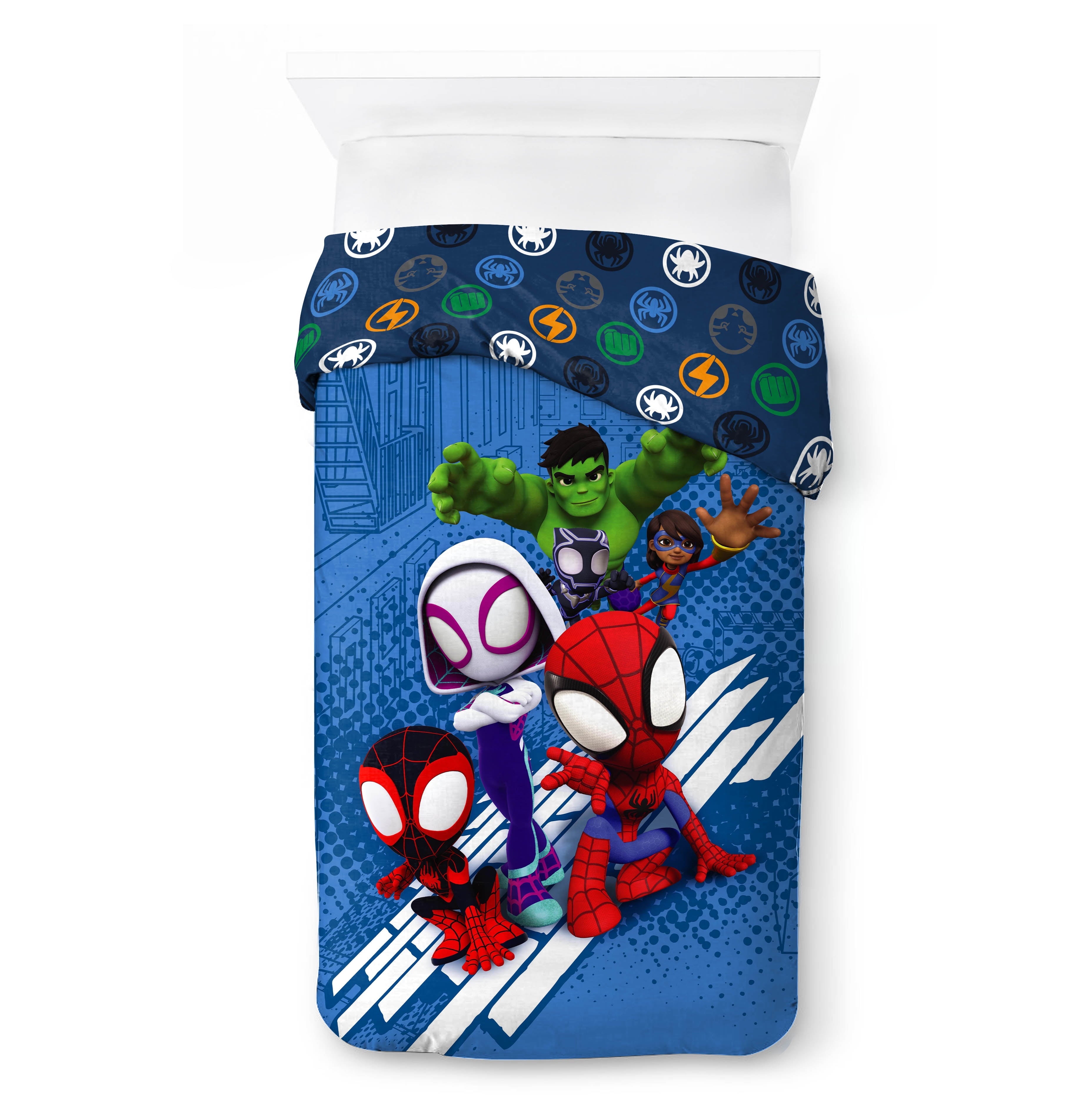 Fluffy Down Alternative Spidey Amazing Friends Kids 2-Piece Twin/Full Reversible Comforter Set, Microfiber, Red - Cloud-Like Soft Lightweight Bed Comforter Detail
