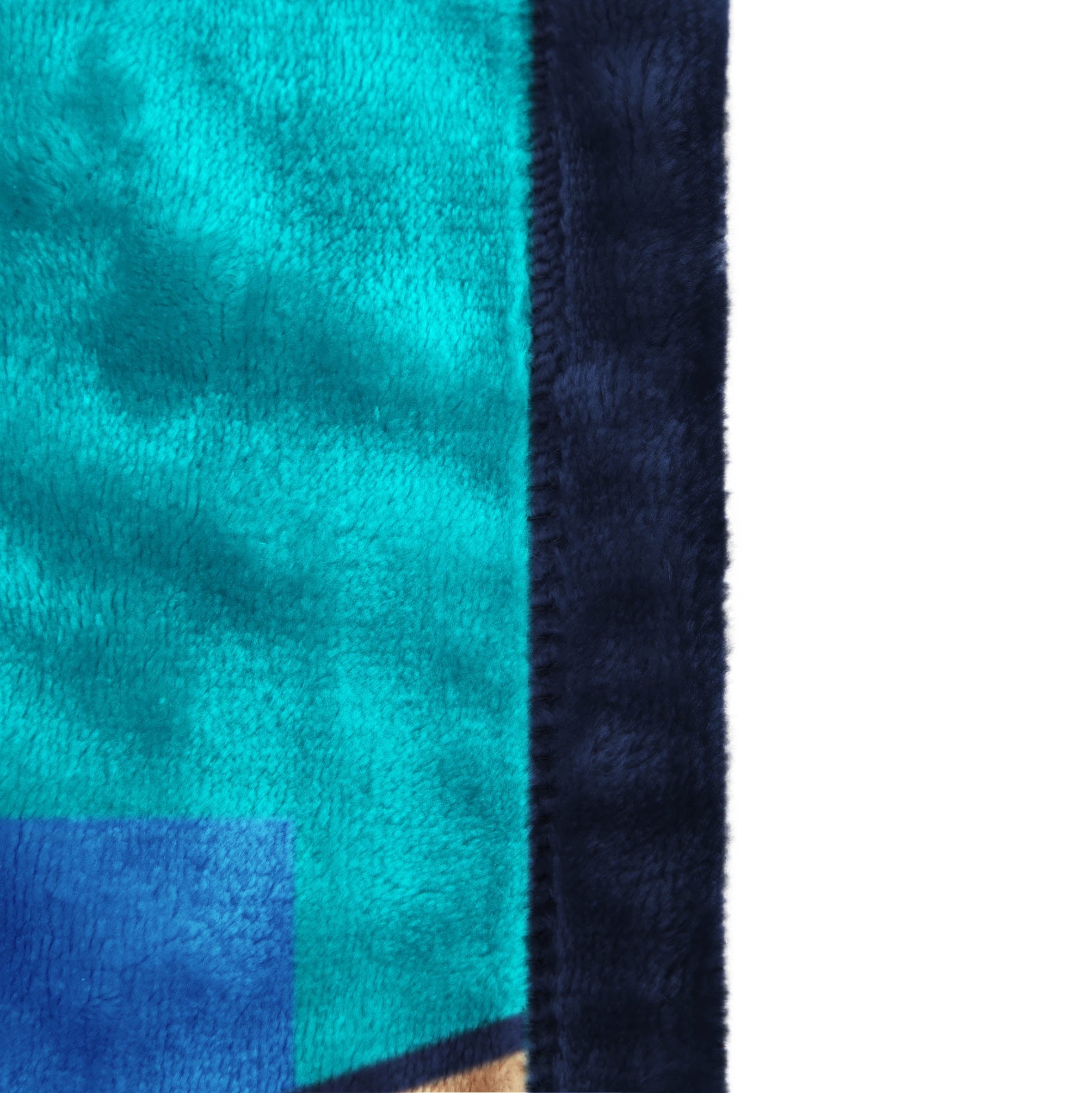 Reversible Sherpa Minecraft Kids Twin/Full Blanket, 62 x 90, Microfiber, Green and Blue - Cozy Fleece Throw Blanket for Couch & Bed Detail