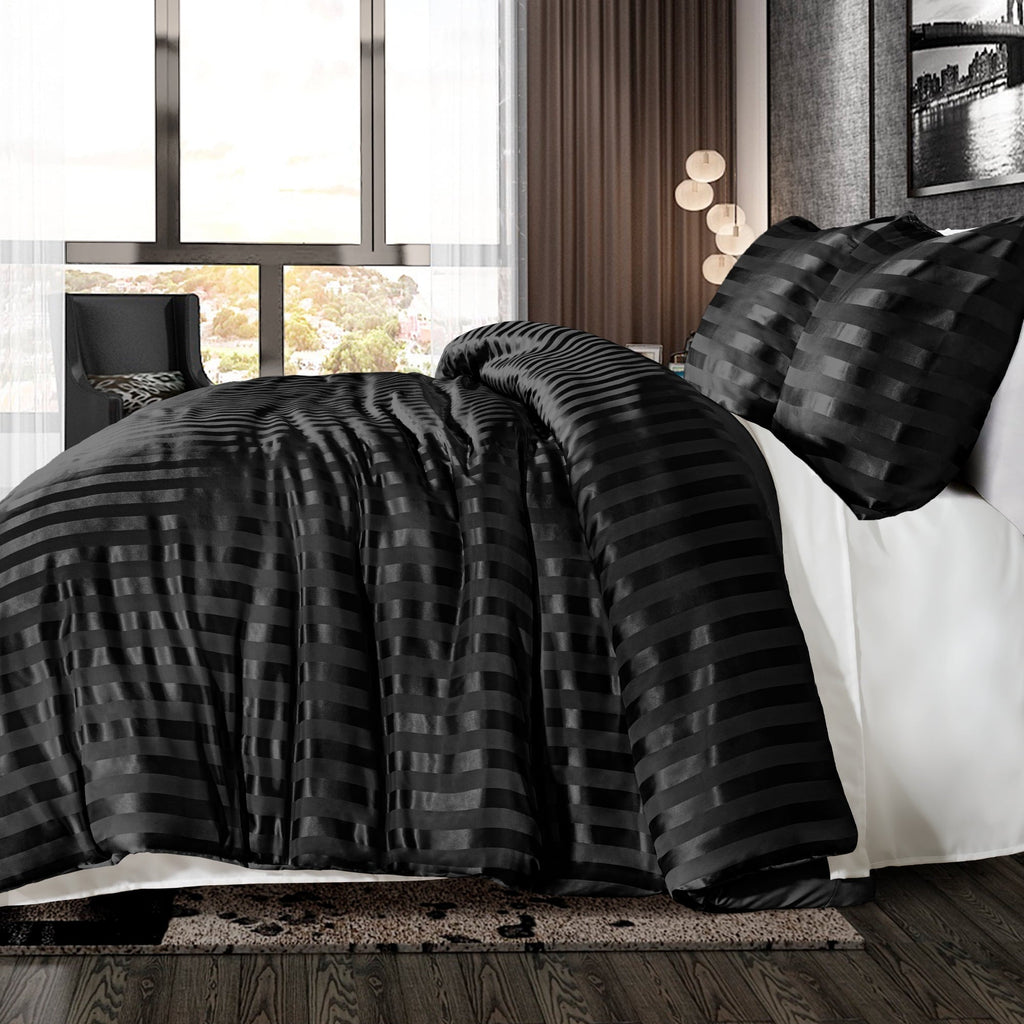 Heavyweight Warmth 3-Piece Reversible Silky Soft King Size Comforter Set, Luxury Stripe Satin Oversized Comforter Bedding Set with 2 Sat... - Cloud-Like Soft Lightweight Bed Comforter Detail