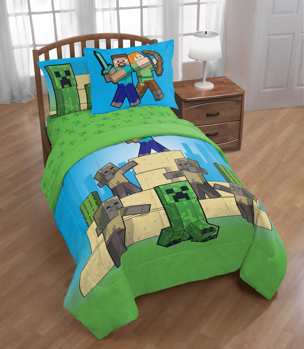 Heavyweight Warmth Desert Mob Action 5 Piece Twin Size Kids Comforter Set with Sham - Gaming Bed Sets for Kids and Teens - Luxurious Quilted Duvet Cover Set Detail