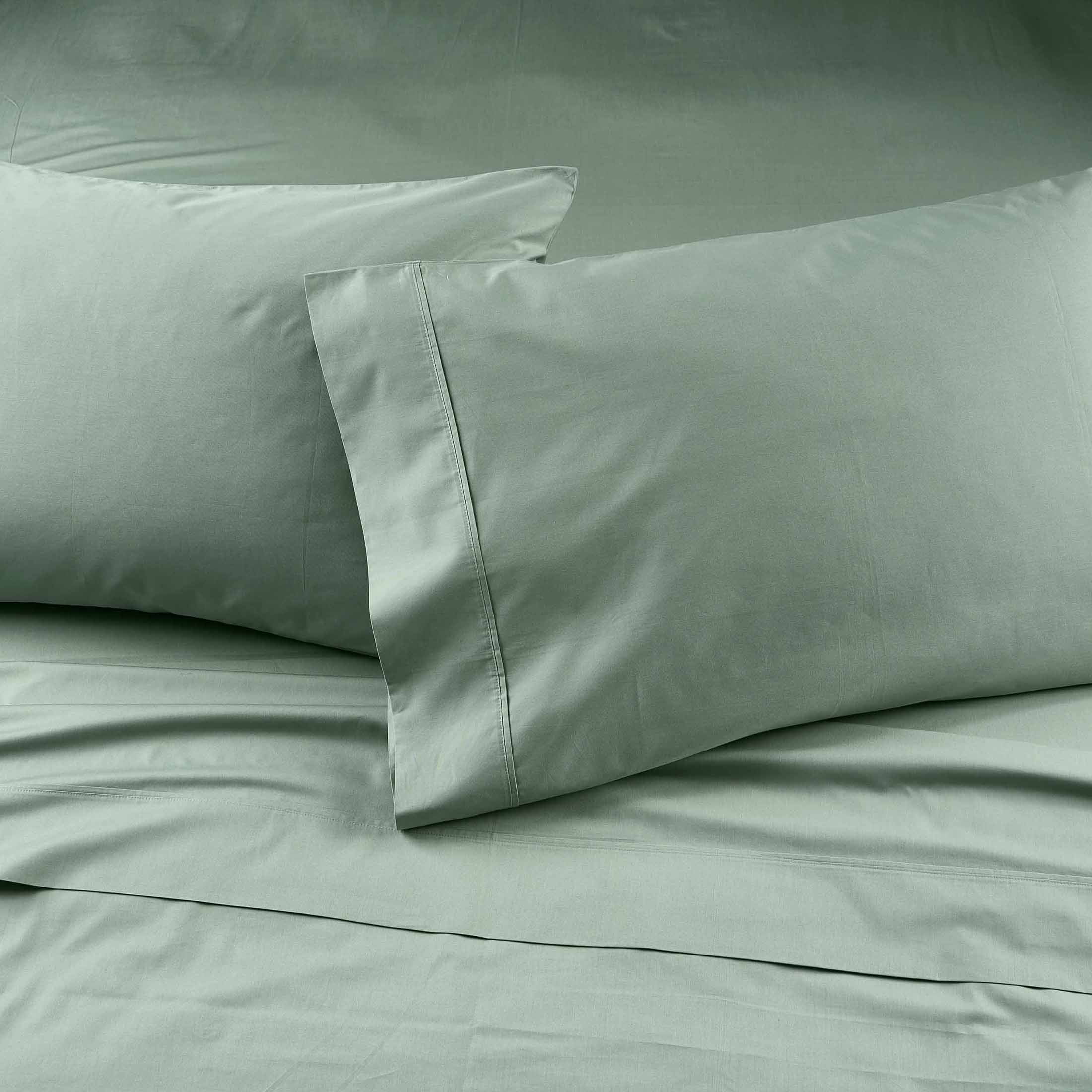 Breathable Luxury Cool & Crisp 4-Piece 300 Thread Count Green River Cotton Percale Sheet Set, Queen - Cooling Hotel Quality Bedding Sheets and Pillowcases Detail