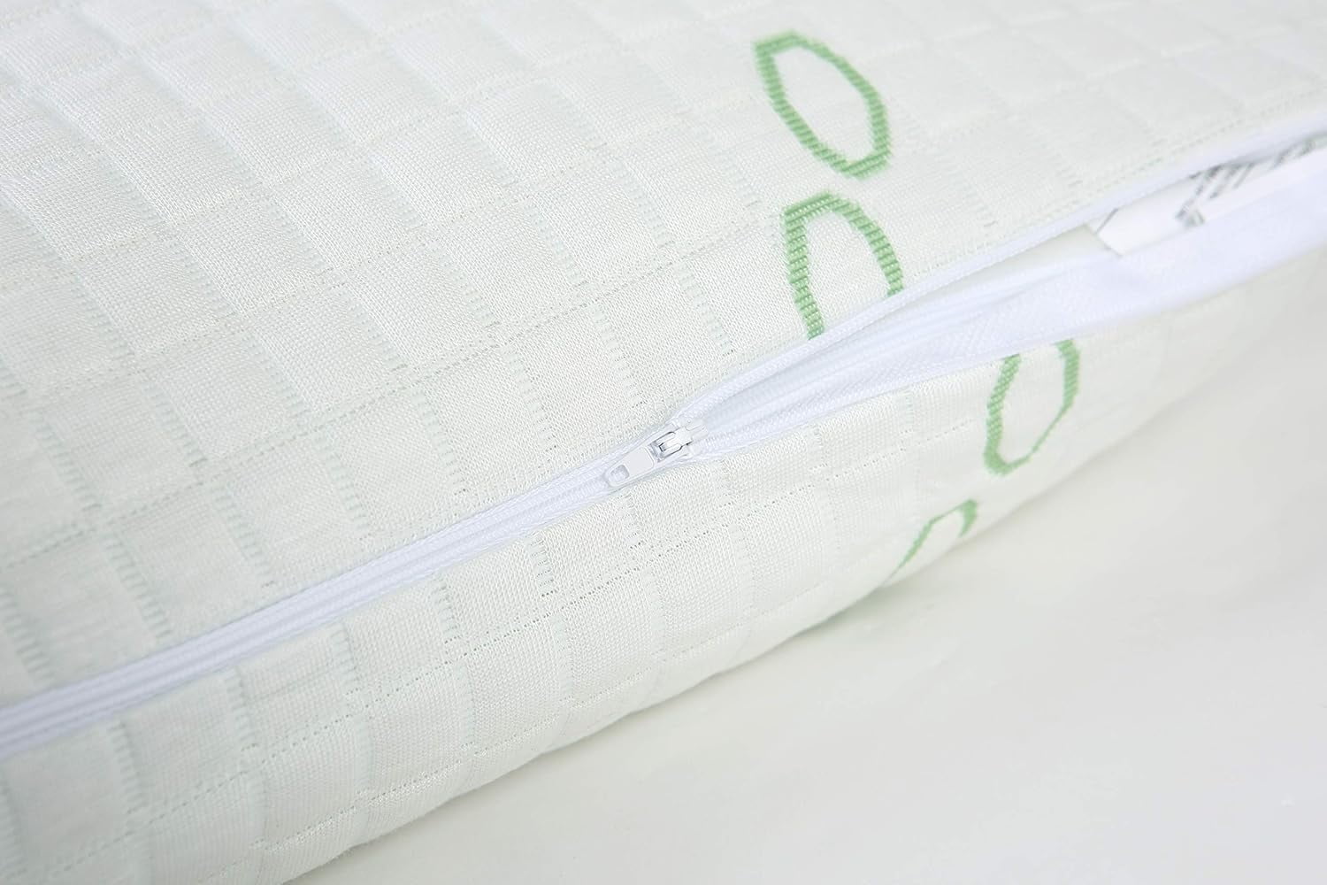 Hotel Collection Queen Size Bamboo Pillow, Memory Foam Bed Pillows with Washable Pillowcases, Queen - Hotel Quality Plush Sleeping Pillows Detail