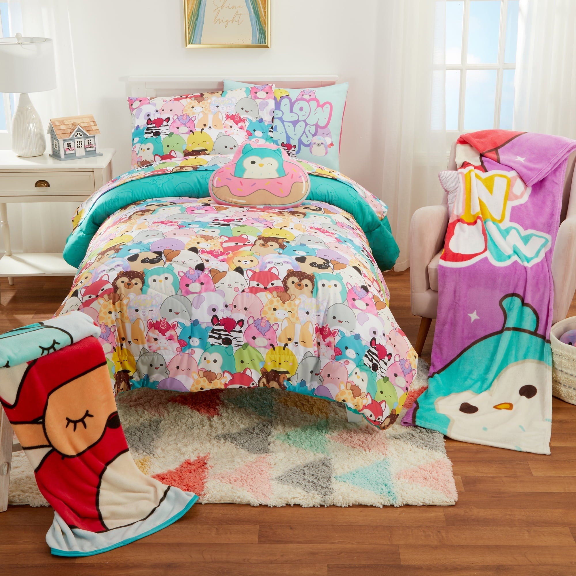 Fluffy Down Alternative Squishmallows Kids 2 Piece Teal Blue Reversible Comforter and Pillowcase set, Twin/full - Hypoallergenic Ultra-Fluffy Quilt for Winter Detail