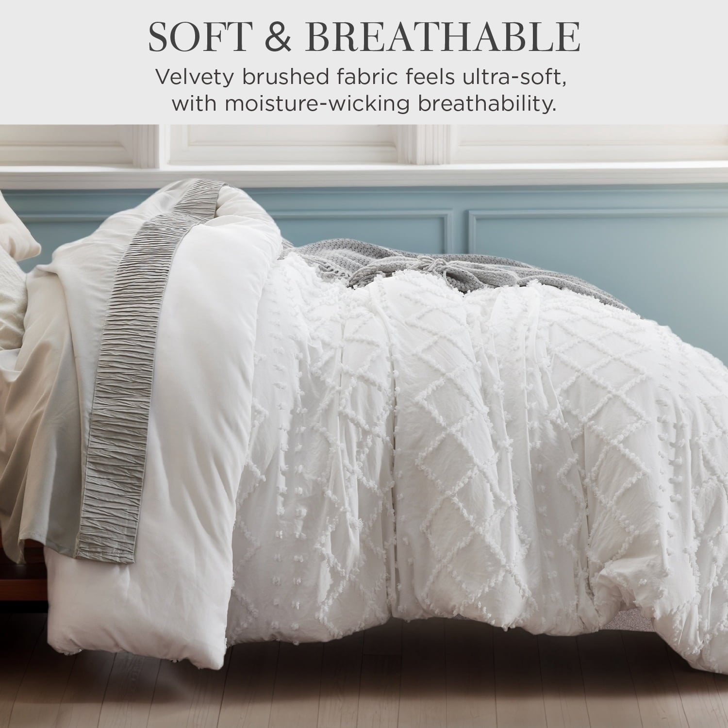 Luxurious Quilted Queen Comforter Set, Boho Tufted Shabby Chic Bedding Comforter Set, 3 Pieces Farmhouse Bed Set for All Seasons, White... - All-Season Down Alternative Comforter Insert Detail