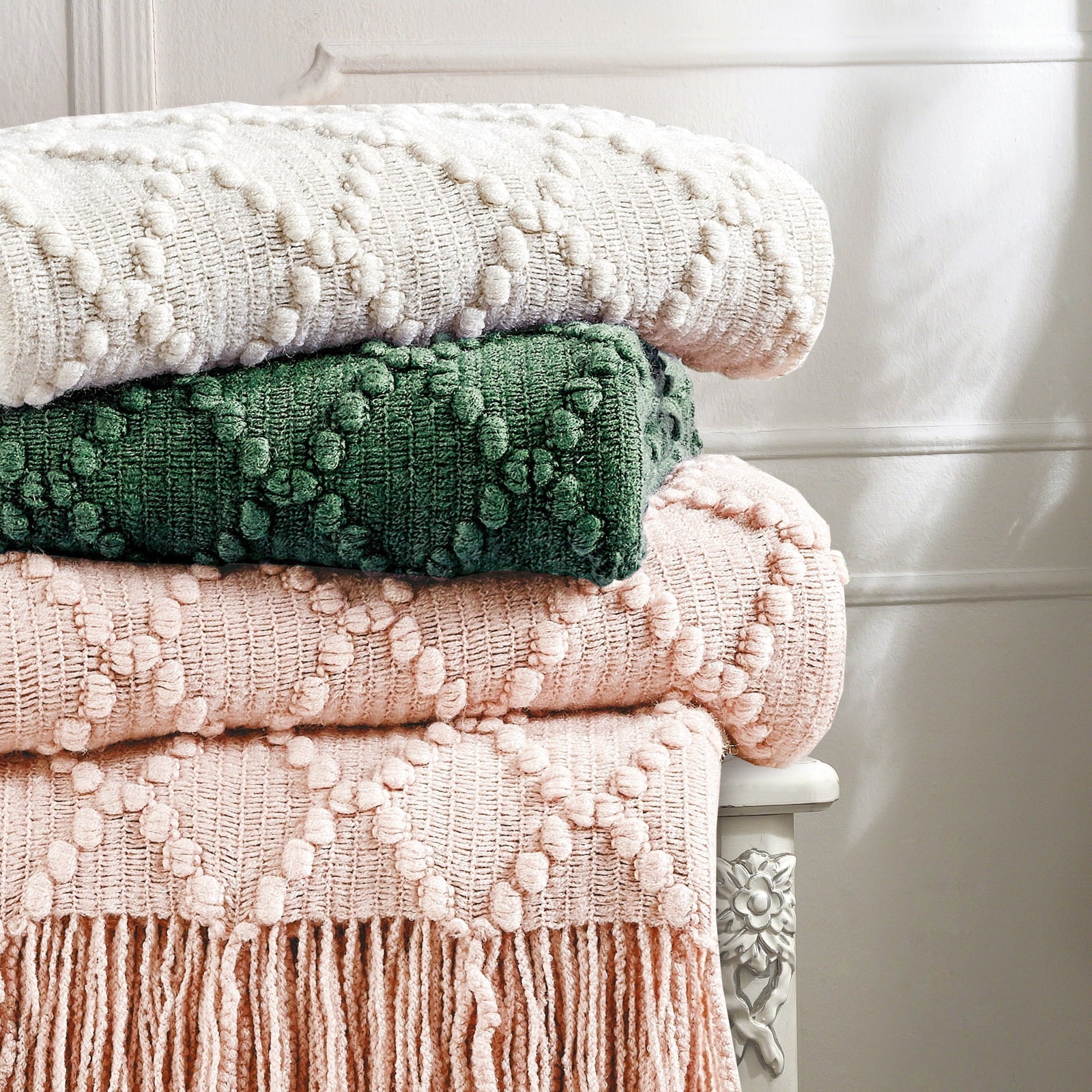 Cozy Fleece Texture Pure Color Soft Throw Blanket and Sofa Or Bed Knitted Decorative Blanket 50 x70 inches Jacquard Diamond Beige... - Super Soft Reversible Sherpa Flannel Blanket Detail