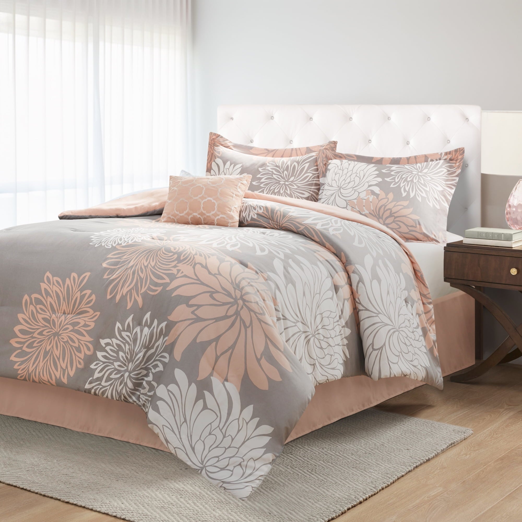 Hypoallergenic Cloud King Size Comforter Set, 5-Piece Floral Bedding Set for All Season, Blush Comforter Set King with Bed Skirt - Luxurious Quilted Duvet Cover Set Detail
