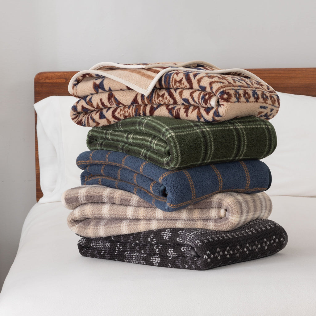 Super Soft Flannel Berkshire Life Reversible Printed Hampshire Soft Throw Blanket, Glacier Fair Isle - Cozy Fleece Throw Blanket for Couch & Bed Detail