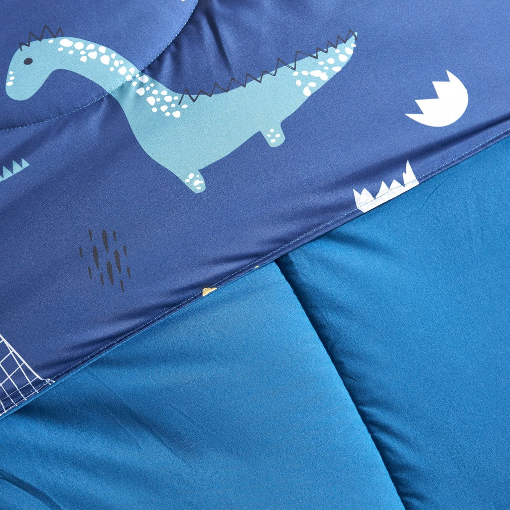 Hypoallergenic Cloud Kids Bedding Comforter Set Twin/Twin Xl Size - Super Soft & Cute Printed 2-Piece Comforter Set All Seasons for Boys, ... - Luxurious Quilted Duvet Cover Set Detail