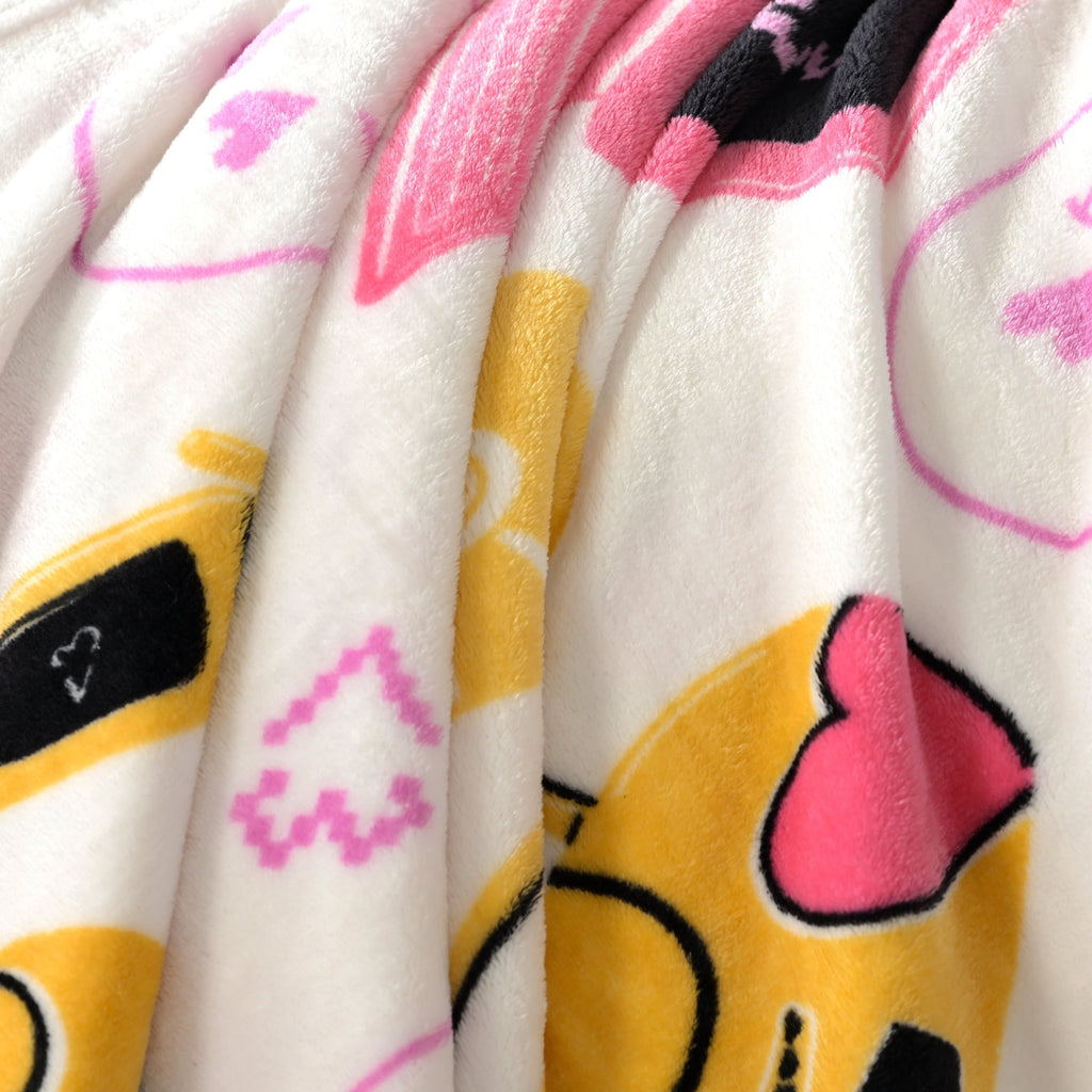 Cozy Fleece WTC Hanging Plush Throw - Cozy Fleece Throw Blanket for Couch & Bed Detail