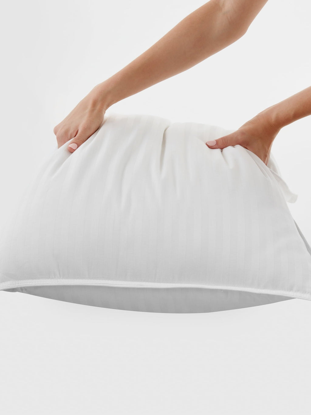Fluffy Shredded Bed Pillow 2-Pack Standard/Queen Size For All Sleep Styles - Back, Side and Stomach Sleepers - Ergonomic Memory Foam Pillow for Neck Pain Support Detail