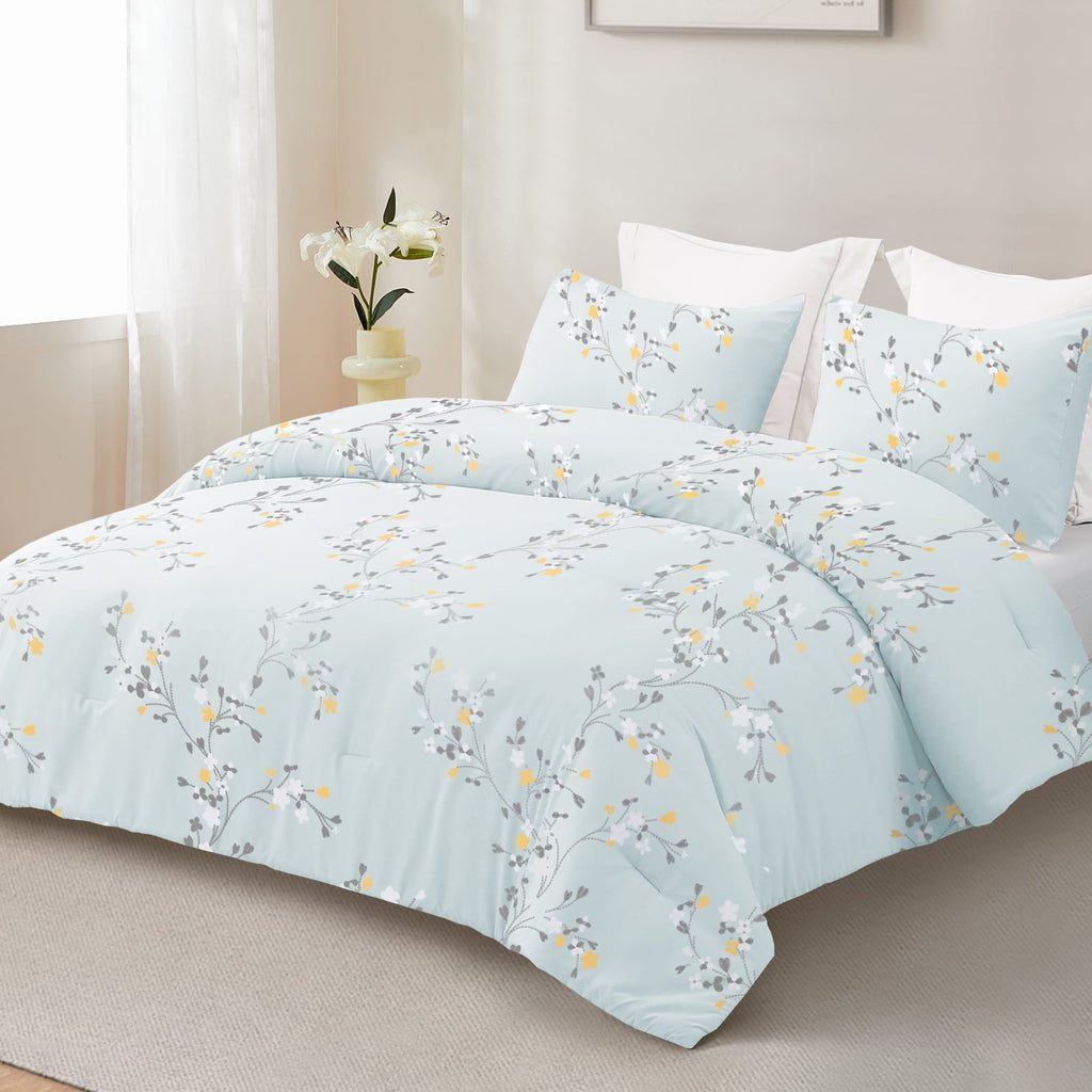 Luxurious Quilted 3-Piece Floral King Size Comforter Set, Microfiber Bedding Down Alternative Comforter for All Seasons with 2 Pillow S... - Hypoallergenic Ultra-Fluffy Quilt for Winter Detail